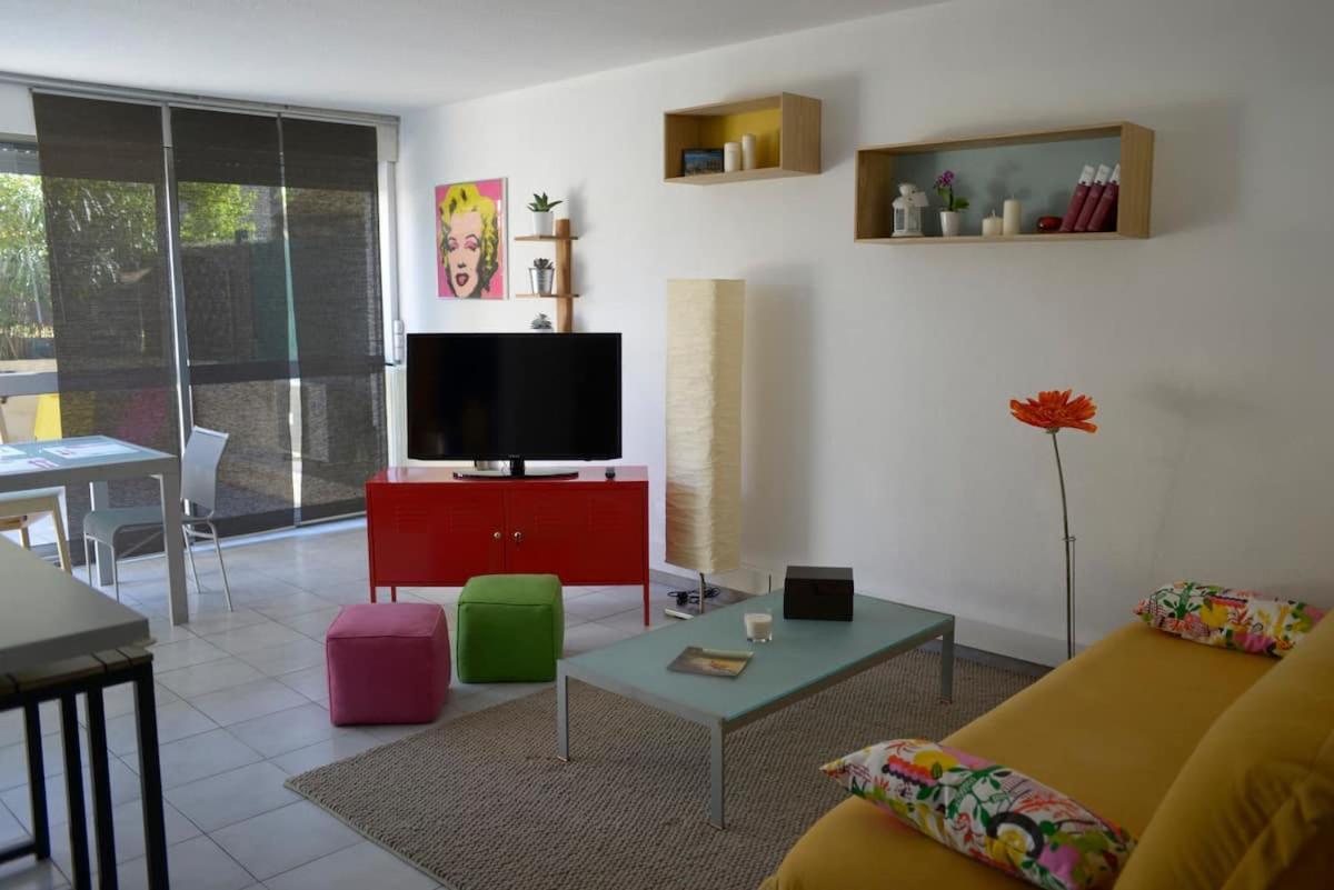 F3 Climatise-Terrasse 30 M2- Parking-Antigone Daire Montpellier Dış mekan fotoğraf