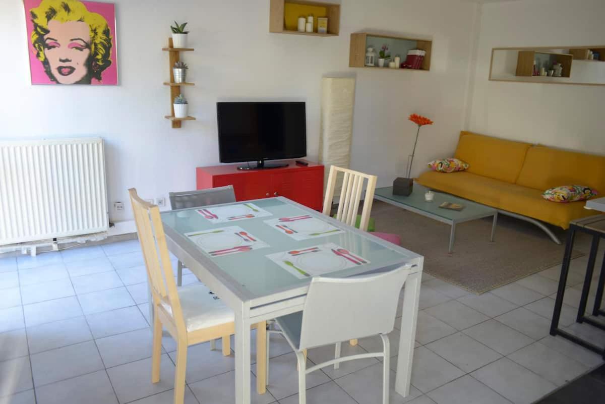 F3 Climatise-Terrasse 30 M2- Parking-Antigone Daire Montpellier Dış mekan fotoğraf