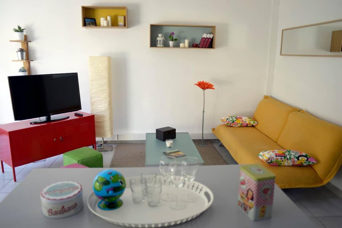 F3 Climatise-Terrasse 30 M2- Parking-Antigone Daire Montpellier Dış mekan fotoğraf
